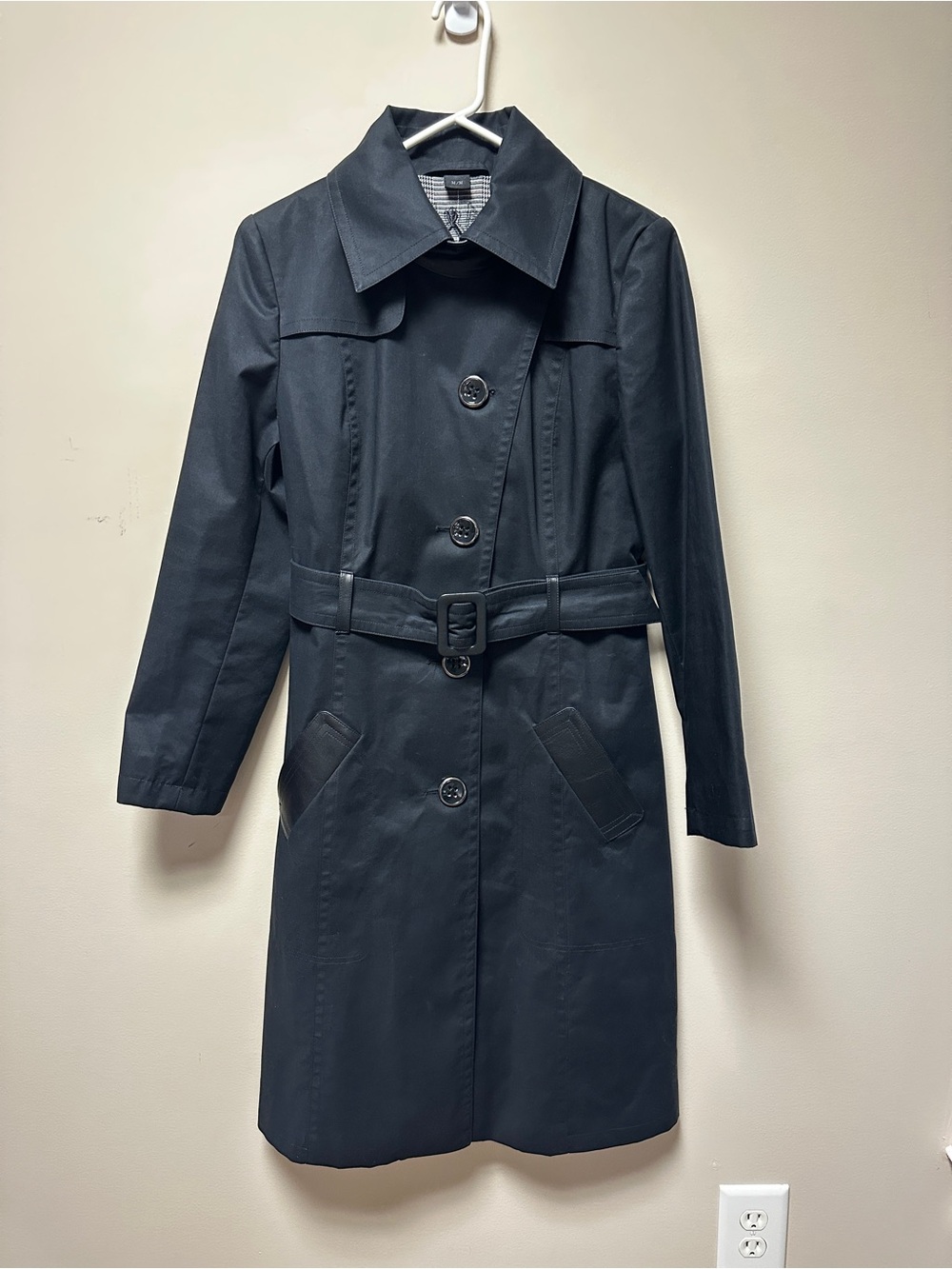 Mackage Black Belted Trench Coat– Size M/M – Plaid Lining